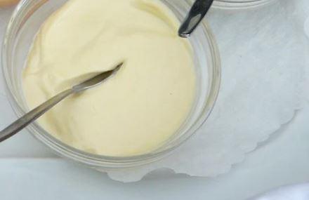 La mayonnaise pour régénérer votre chevelure